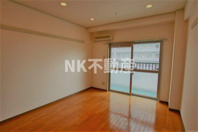 【内装】 | サンモール（布施賃貸） | 洋室です