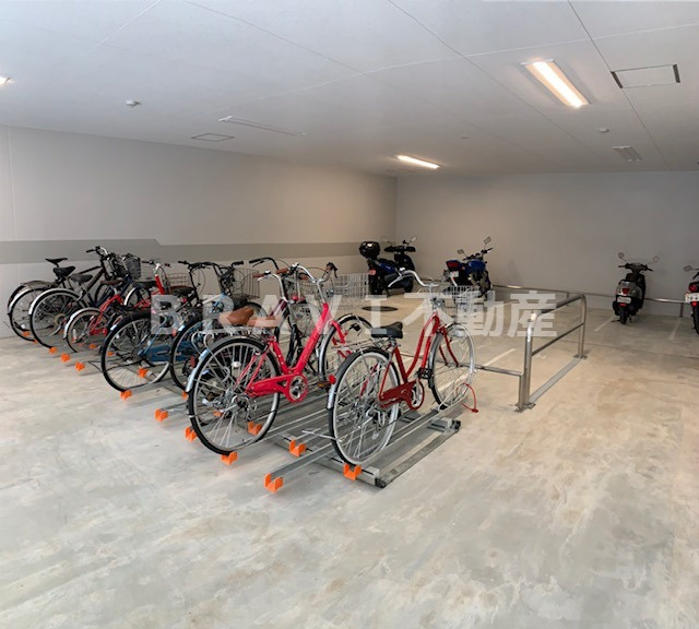 プレサンス大手前ピリオド　BRAVI不動産のその他共用部分|【プレサンス大手前ピリオド】駐輪場・バイク置場