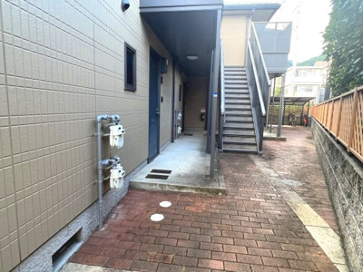 【エントランス】 | フルール岡本