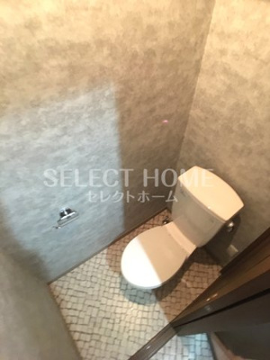 【トイレ】 | ネイ・ヴァンクール | トイレです