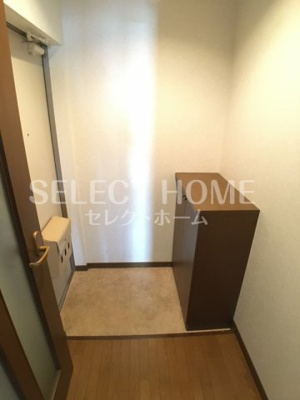 【玄関】 | ファミーユコートＹ’ｓ | 明るい玄関です