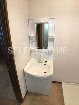 【独立洗面台】 | ファミーユコートＹ’ｓ | 独立洗面台で身支度をすべて済ませてしまいましょう