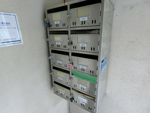 サンロード昭島のロビー