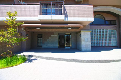 【エントランス】 | ローレルコート宇治木幡