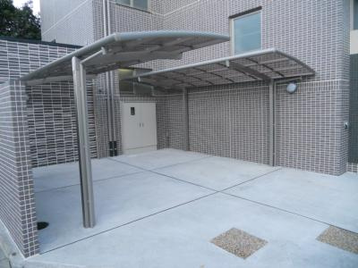 サクシード西院の駐車場|駐輪場