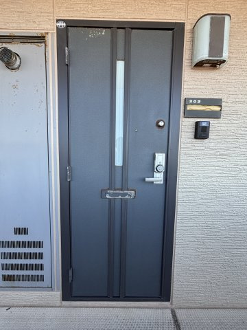 グランシャリオ新開の玄関
