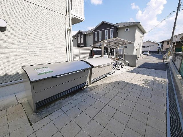 エスポワール　Ⅱ（大森町）のその他共用部分|ゆったりとした共有スペース