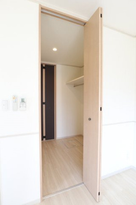 【収納】 | ルミエール野添 | ウォークスルークローゼット