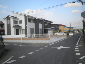 【前面道路含む現地写真】 | 前面道路含む現地写真です