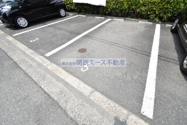 【駐車場】 | フローレンス岩田