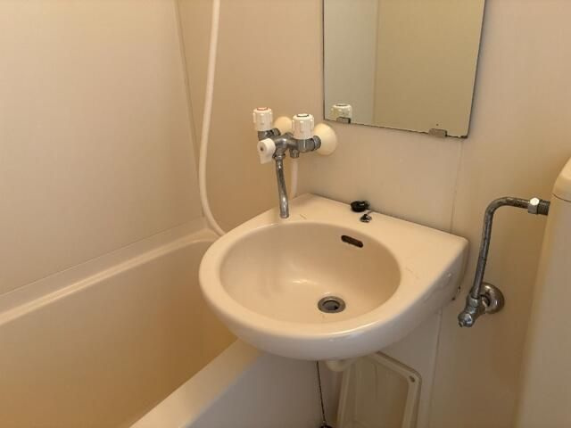 朝日プラザ三木町の洗面所