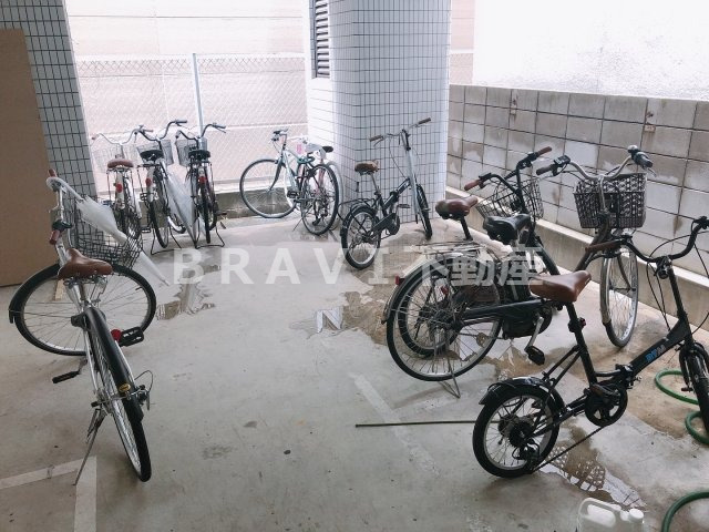 おおきに東心斎橋ビル　BRAVI不動産のその他共用部分|【おおきに東心斎橋ビル】駐輪場