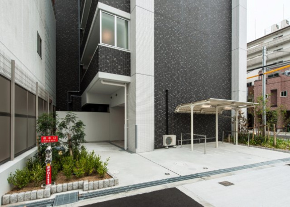 【エントランス】