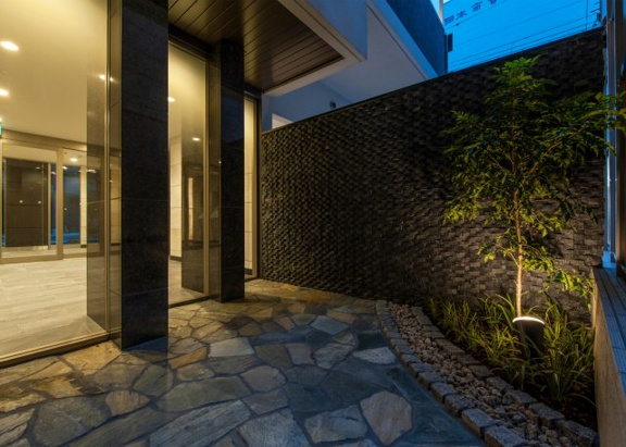 【エントランス】