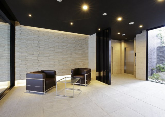 【エントランス】