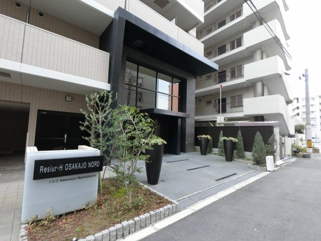 【エントランス】