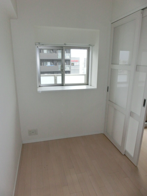 エールリベルテ大阪WESTの寝室