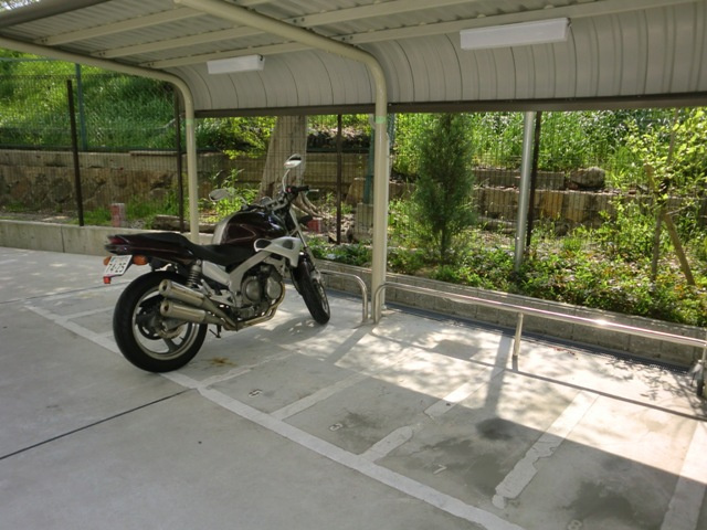 KDXレジデンス豊中南のその他共用部分|バイク置き場