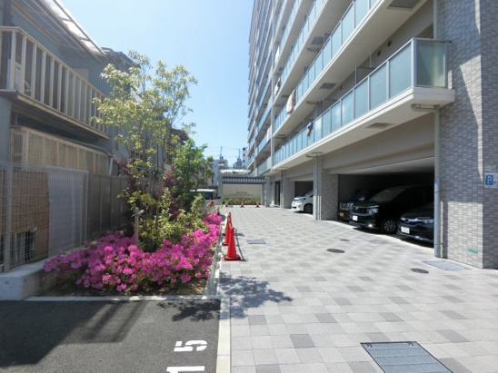 【エントランス】