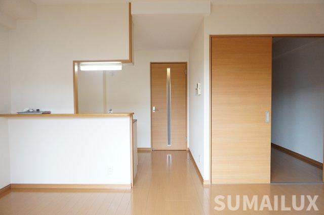 白山ヒルズの居間・リビング