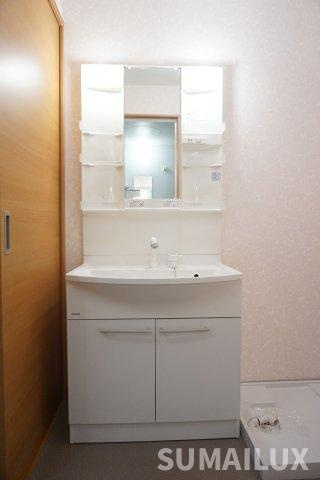 白山ヒルズの独立洗面台