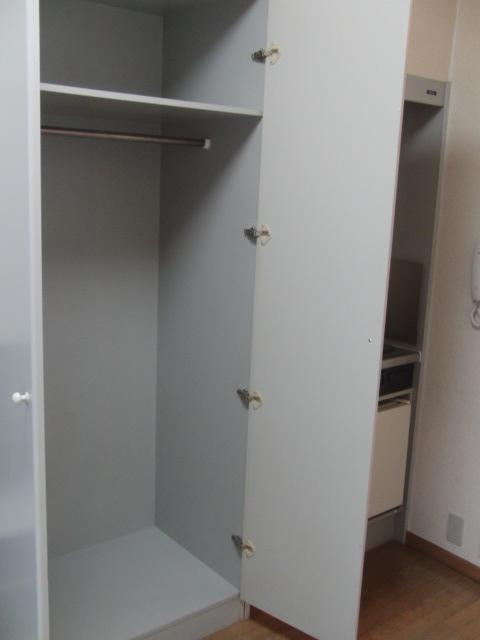 クリア塚本の収納