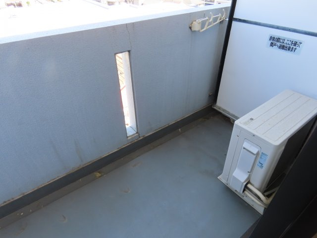 クリア塚本のバルコニー