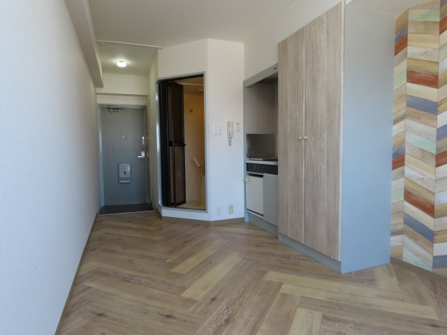 クリア塚本の居間・リビング