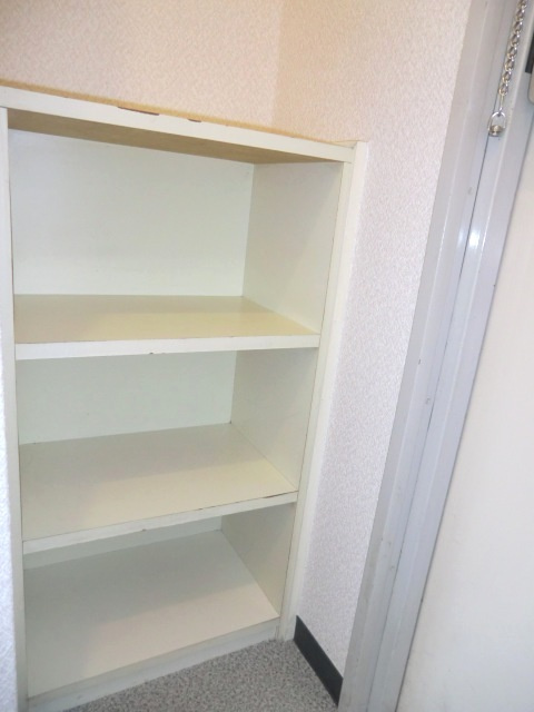 ソシオリバーハイツの収納
