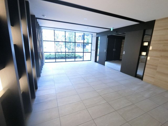 【エントランス】