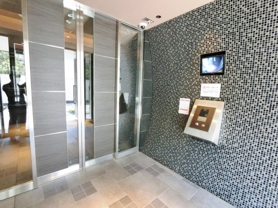 【エントランス】