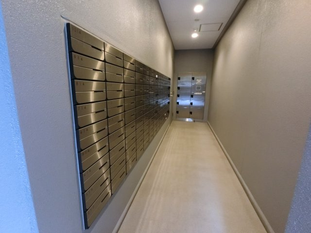 【エントランス】