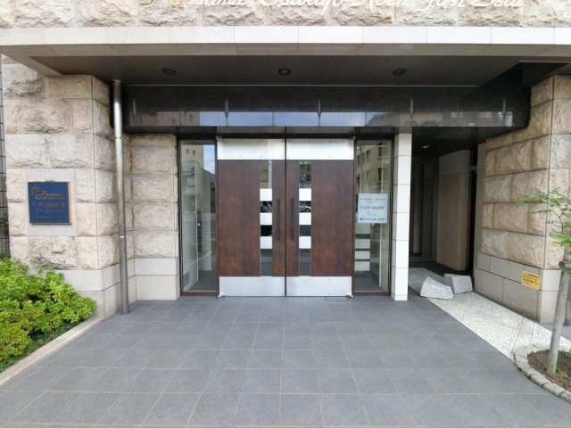 【エントランス】