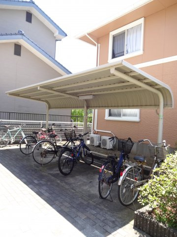 パークアベニュー【10,000円キャッシュバック対象物件】の駐車場|駐輪場です