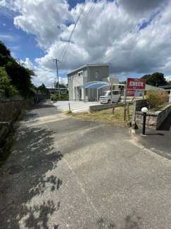 【前面道路含む現地写真】