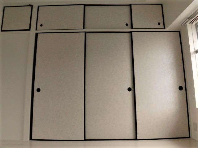 ビレッジハウス米子1号棟の収納|402号室の写真（反転あり）