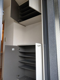 【玄関】 | サニータウンM棟 | 玄関収納