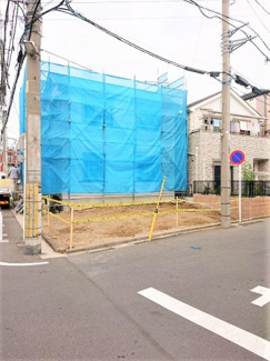 【前面道路含む現地写真】