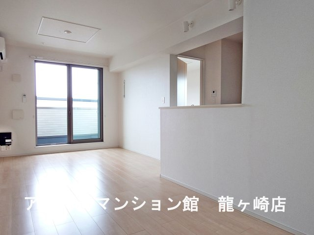 アポロンAの居間・リビング