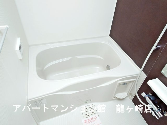 アポロンAの浴室