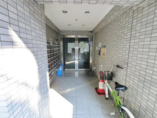 【エントランス】