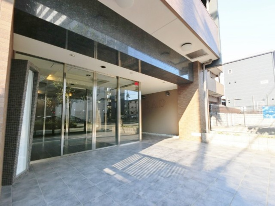 【エントランス】