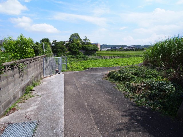 【前面道路含む現地写真】 | 位登売地 | 前面道路含む現地写真です