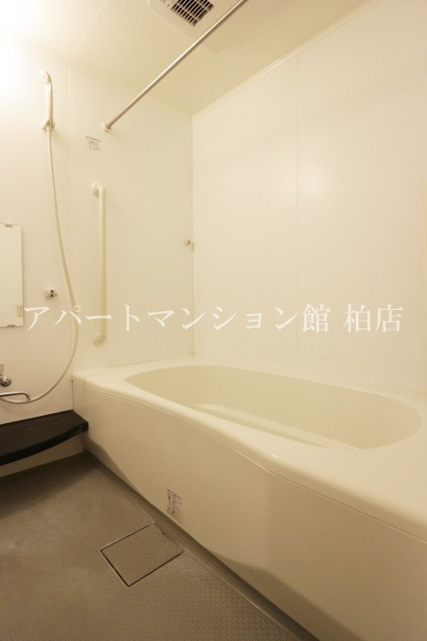 センターフィールドＡの浴室