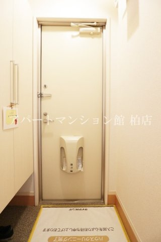 センターフィールドＡの玄関