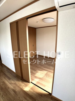  | グランドパレス