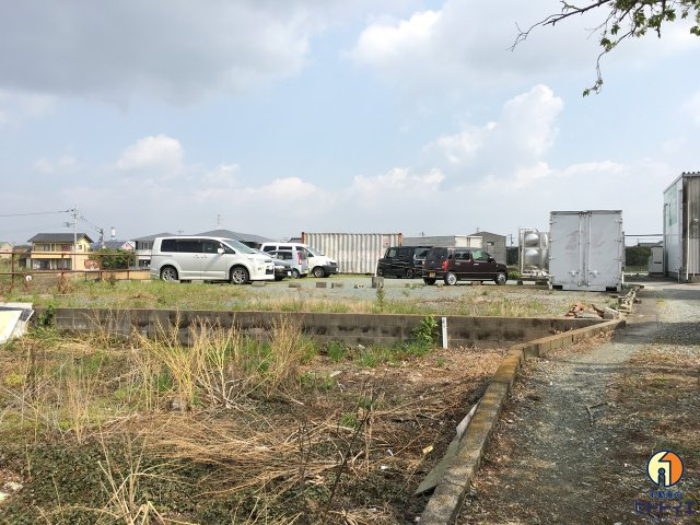 室岡江上貸地の外観