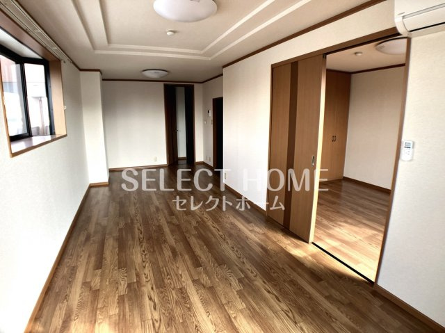  | グランドパレス