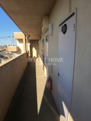  | ラ・ぺジブル