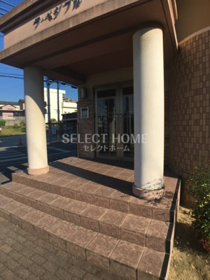  | ラ・ぺジブル